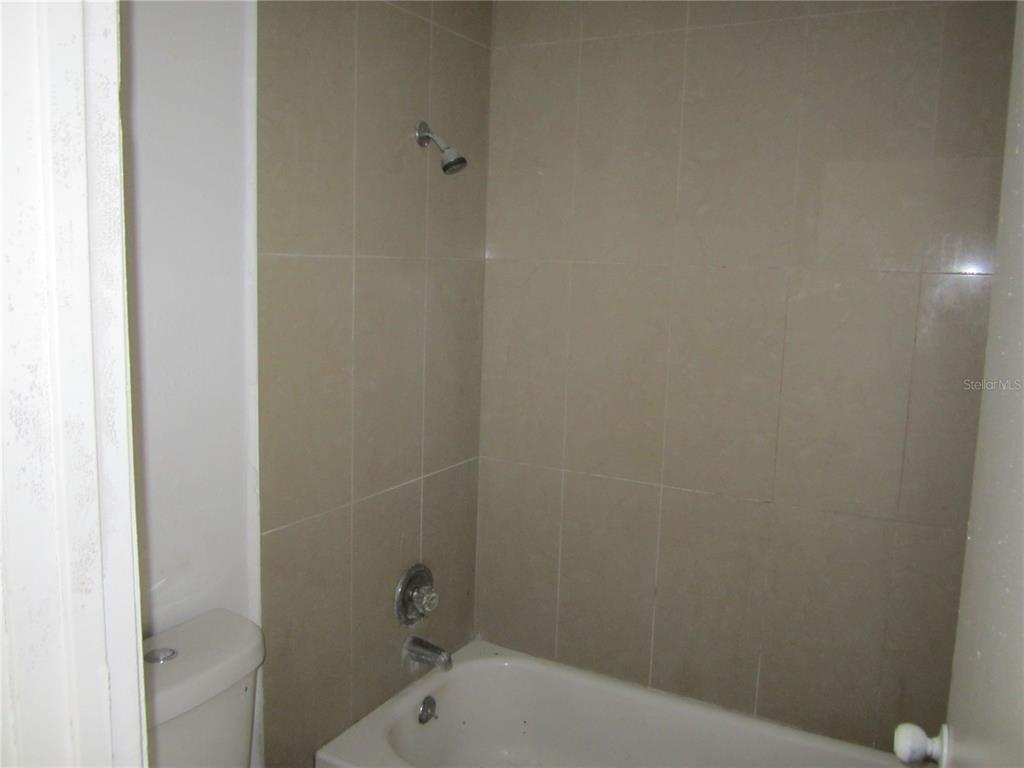 4011 E COLUMBUS DRIVE, TAMPA, FL — photo 3 of 18