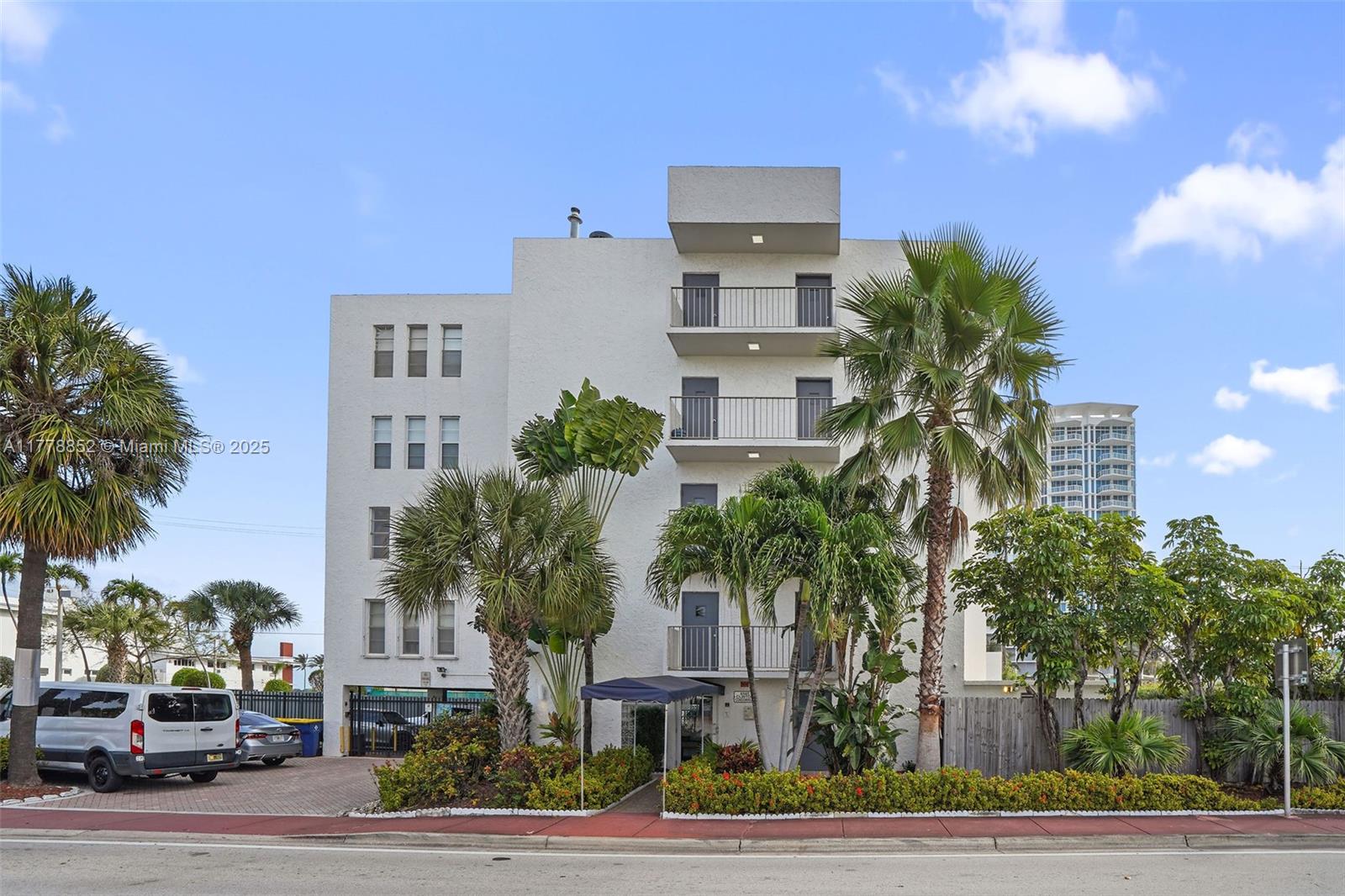 6545 Indian Creek Dr # 505, Miami Beach FL 33141