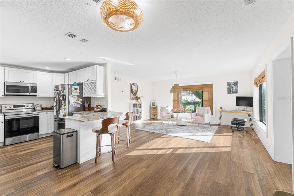 401 1ST AVENUE, SATELLITE BEACH, FL — photo 4 of 30