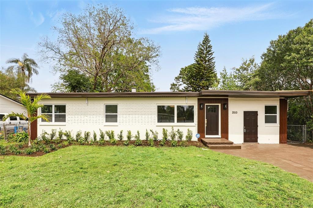 2013 PINEWAY DRIVE
