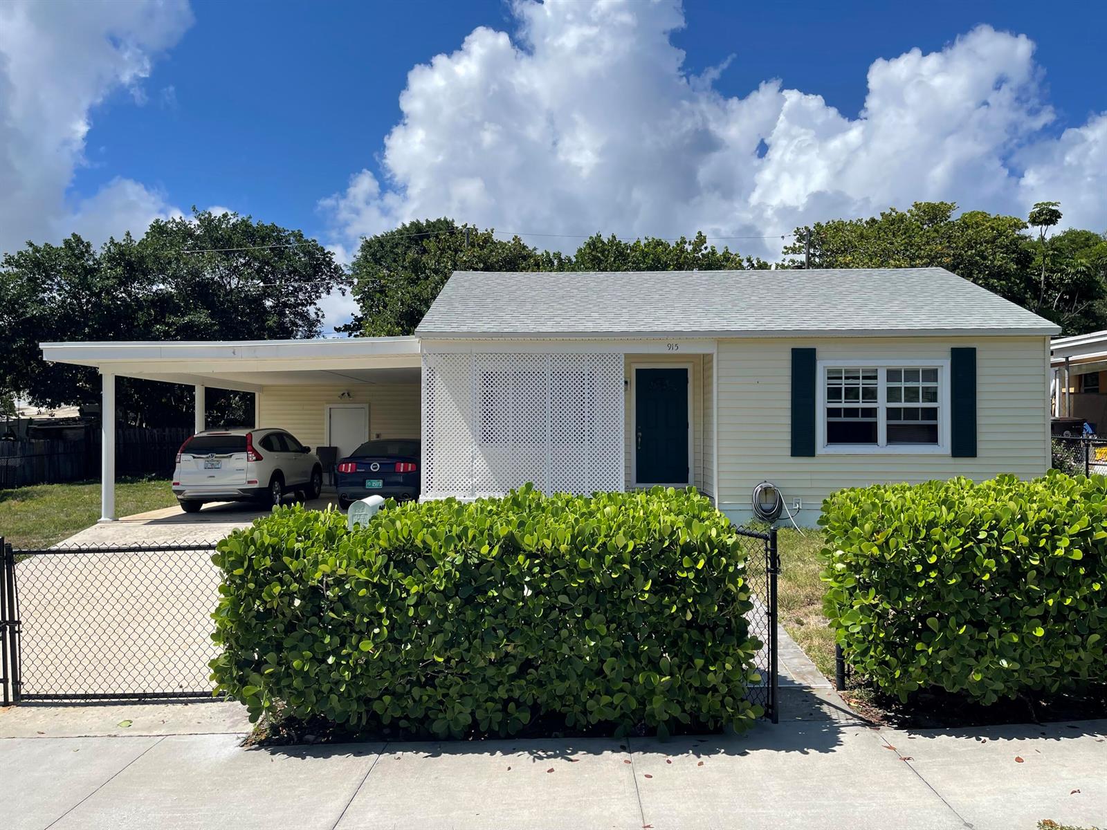 915 33rd Street, West Palm Beach FL 33407