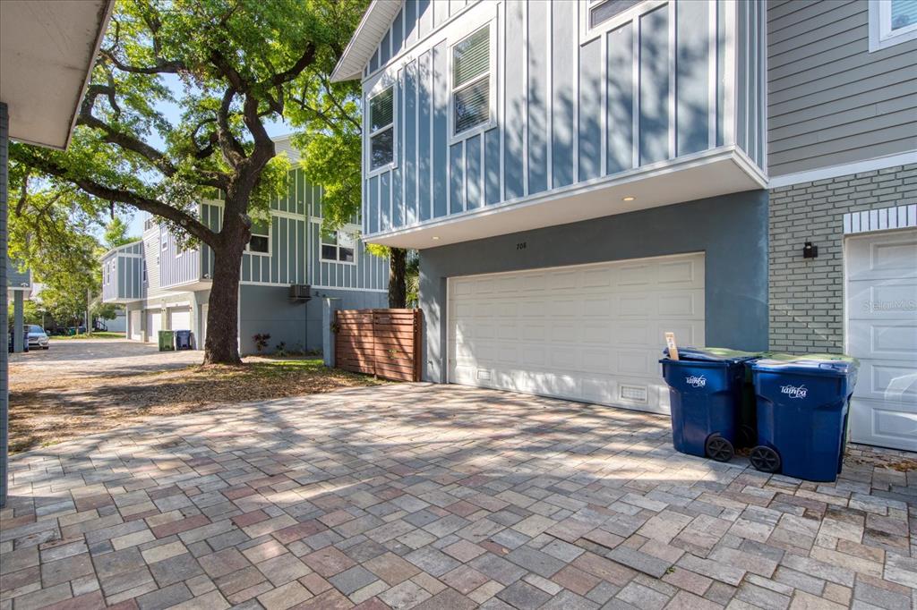708 S 22ND STREET, TAMPA, FL — photo 3 of 30