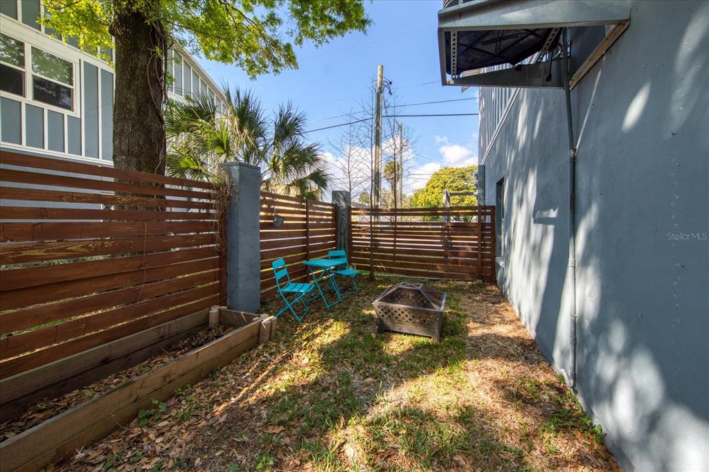 708 S 22ND STREET, TAMPA, FL — photo 5 of 30