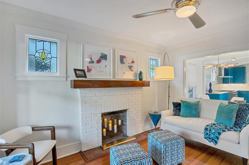 1716 OAK STREET, SARASOTA, FL — photo 4 of 30