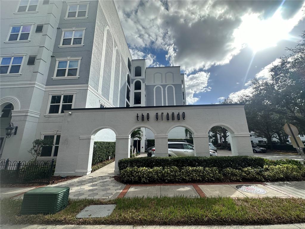 304 E SOUTH STREET UNIT 5020