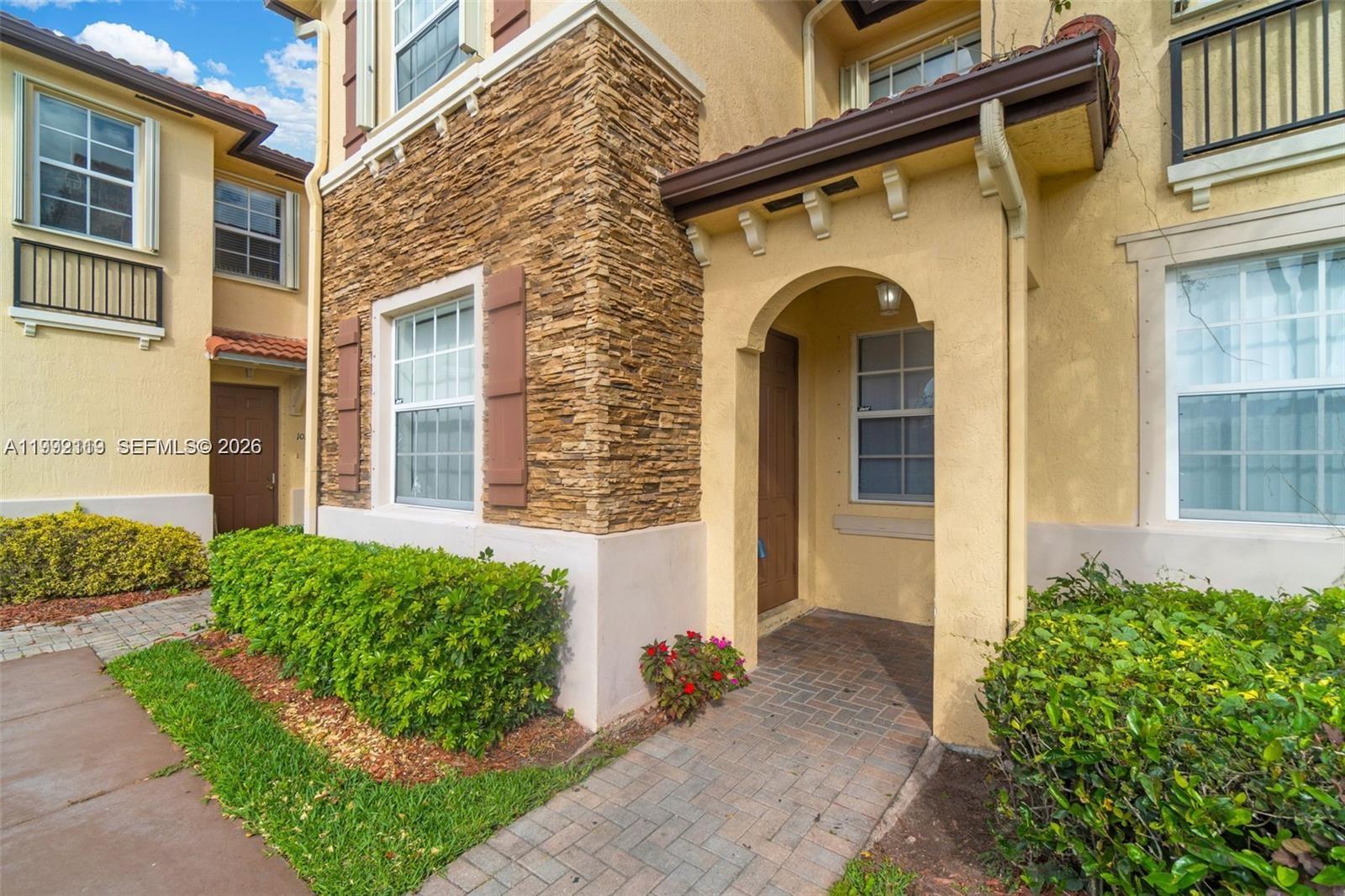 1720 NE 33 Av # 5, Homestead FL 33033