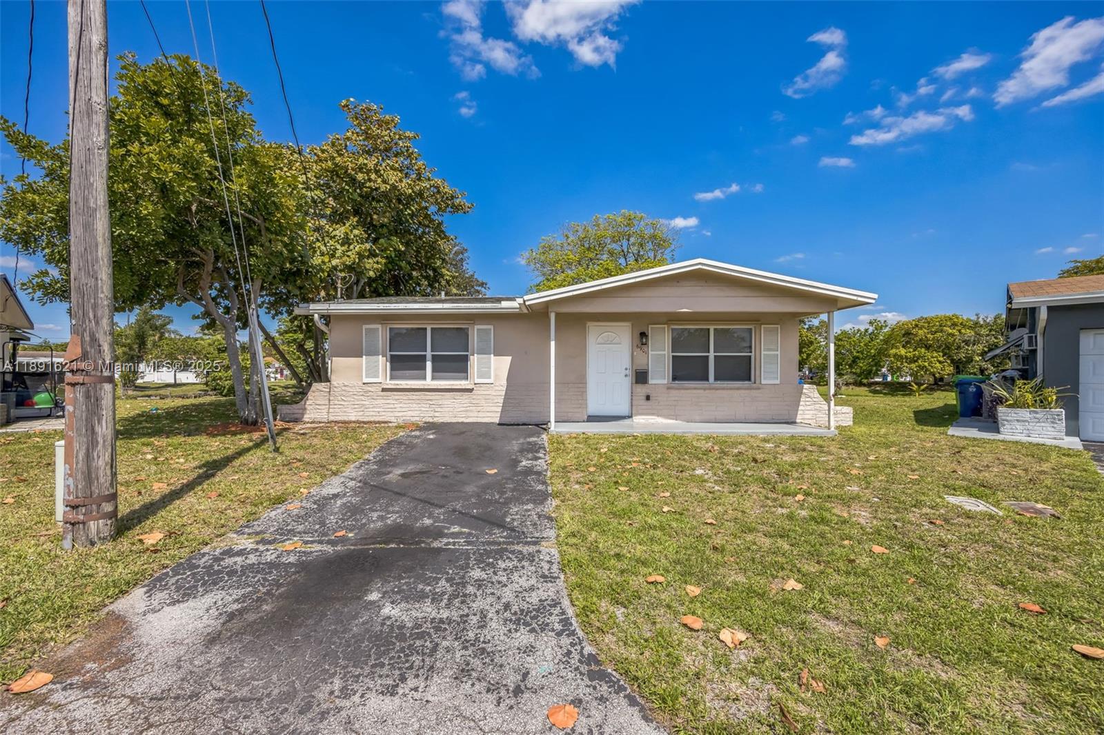 6901 NW 28th St, Sunrise FL 33313