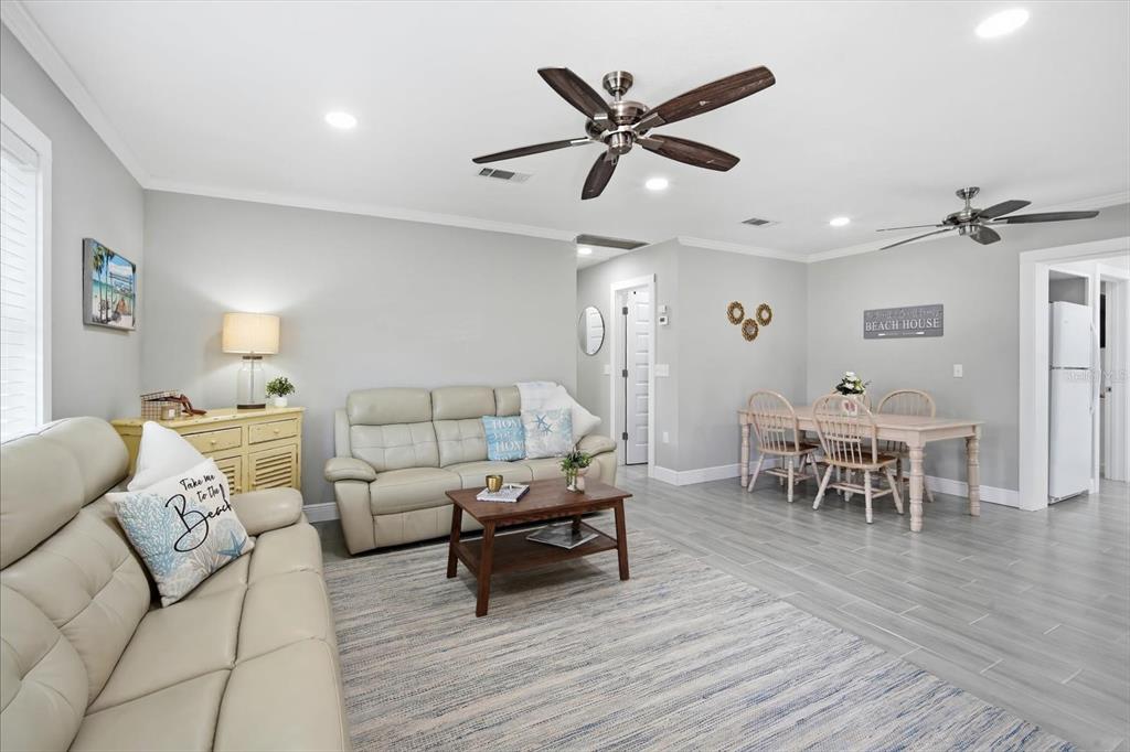 206 75TH STREET, HOLMES BEACH, FL — photo 4 of 29