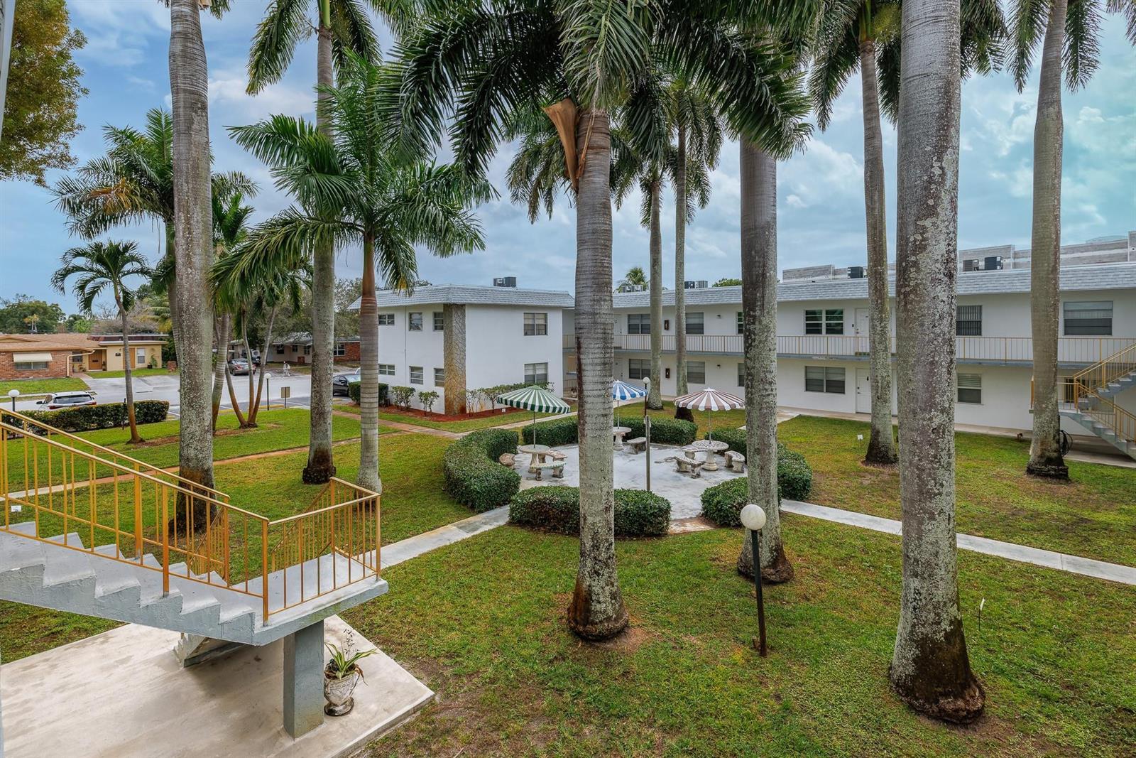 6211 SW 37th Street # 211, Davie FL 33314