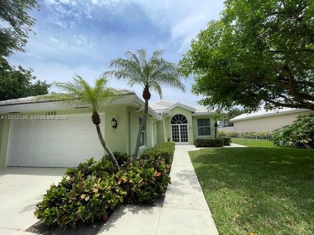 1020 Bear Island Dr, West Palm Beach FL 33409