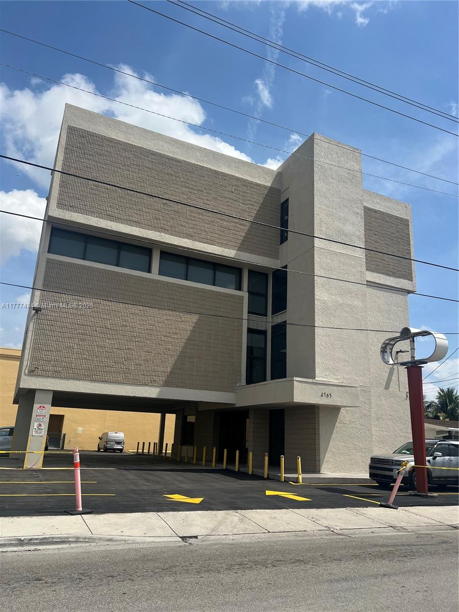 4765 W 8th Ave # 3, Hialeah FL 33012