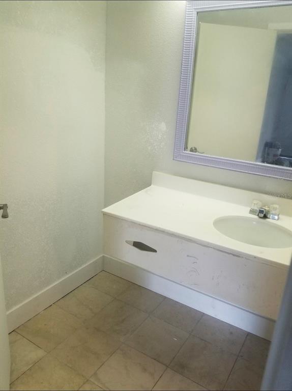 7150 N TAMIAMI TRL UNIT S503, SARASOTA, FL — photo 5 of 6