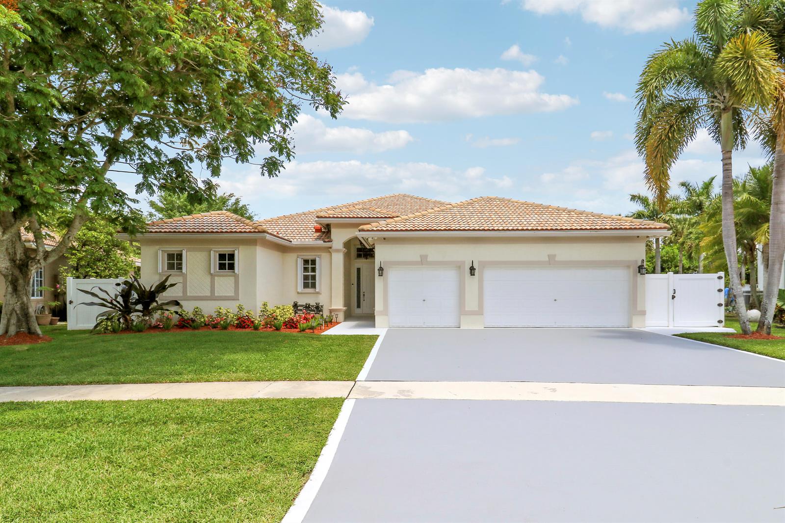 10075 Freesian Way, Lake Worth FL 33449
