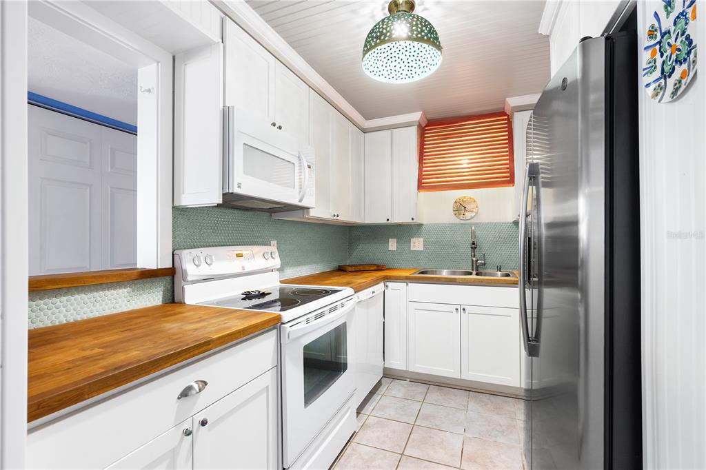1415 OCEAN SHORE BOULEVARD UNIT 303, ORMOND BEACH, FL — photo 5 of 30