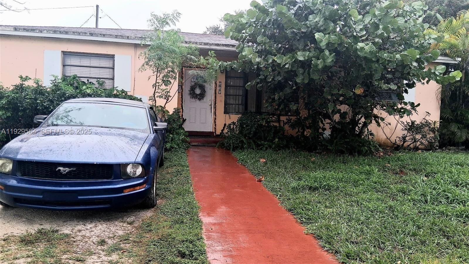 750 NE 171st St, North Miami Beach FL 33162