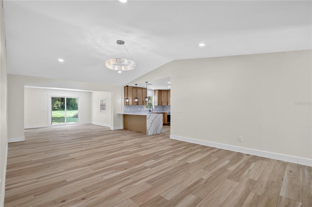 32524 GREENWOOD LOOP, WESLEY CHAPEL, FL — photo 4 of 30