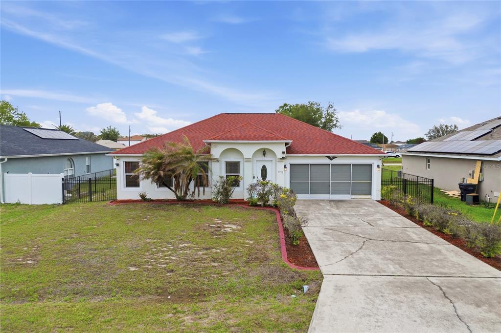 1912 LAKEVIEW PLACE