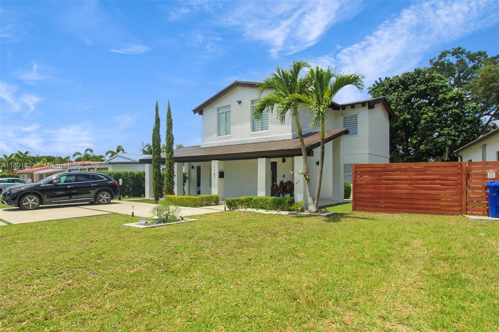 1187 NE 182nd St, North Miami Beach FL 33162