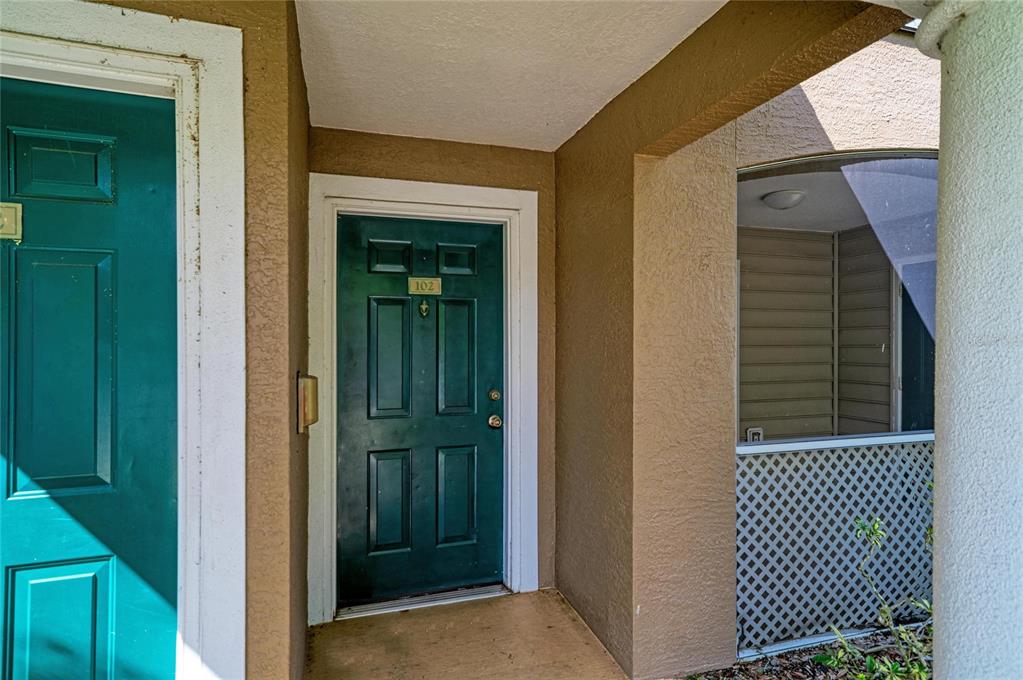 8932 MANOR LOOP UNIT 102, BRADENTON, FL — photo 4 of 30