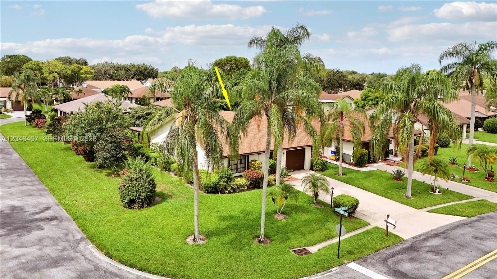 3449 Shadow Wood Dr, Green Acres FL 33463