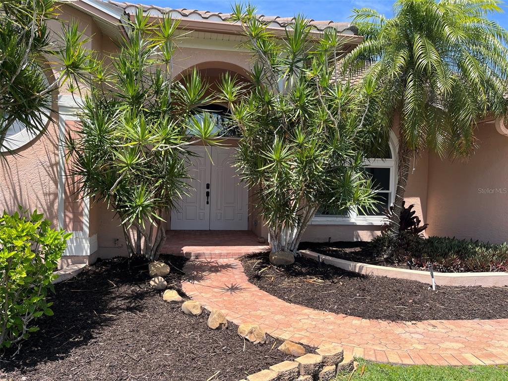 4221 HEARTHSTONE DRIVE