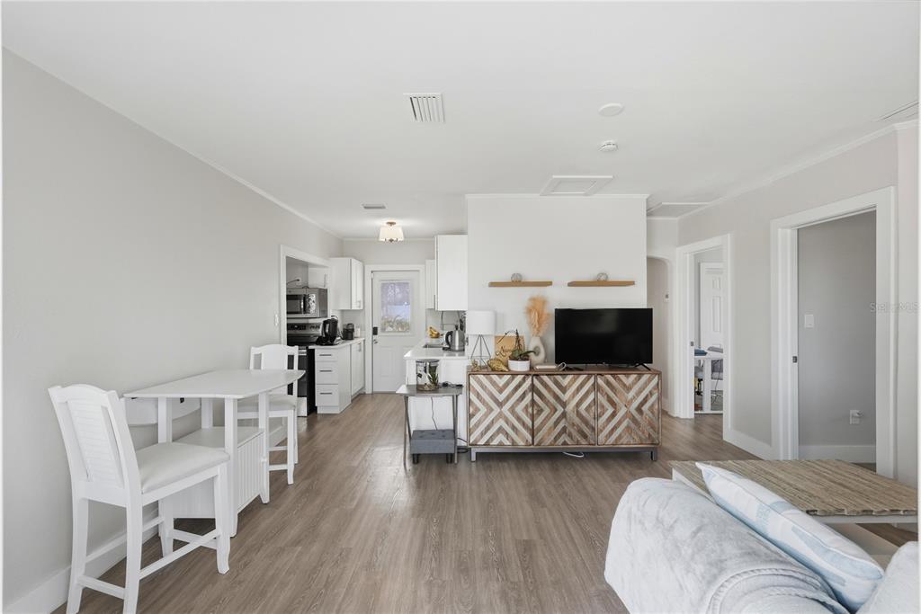 15424 2ND STREET E, MADEIRA BEACH, FL — photo 3 of 30