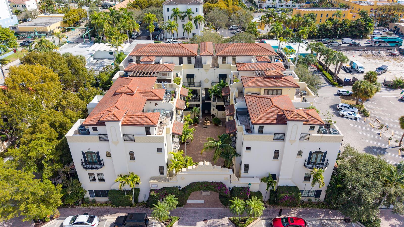 65 NE 4th Avenue # J, Delray Beach FL 33483