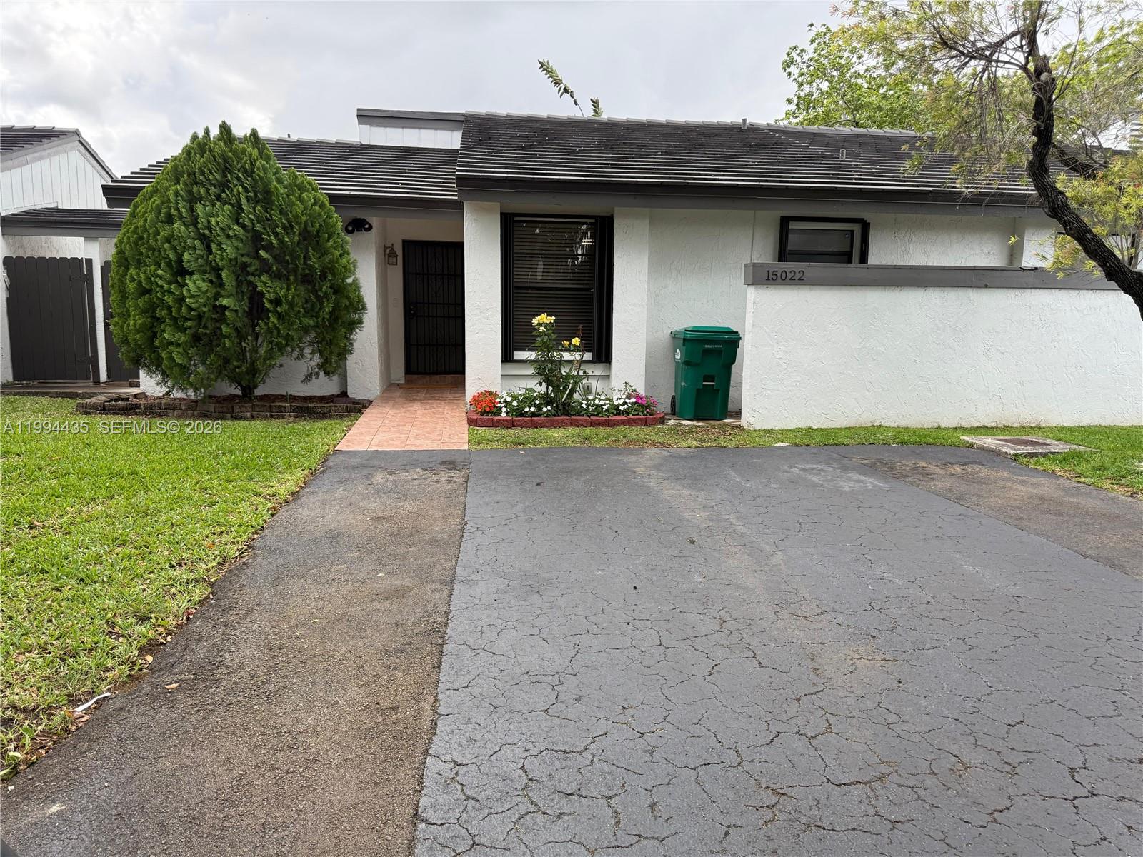 15022 SW 127th Pl, Miami FL 33186