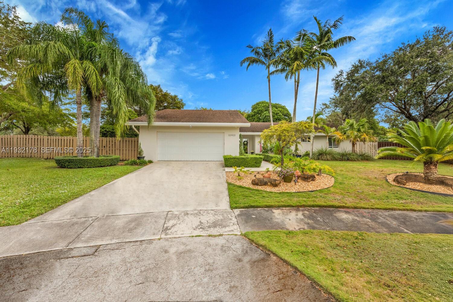 10901 SW 116th Ave, Miami FL 33176