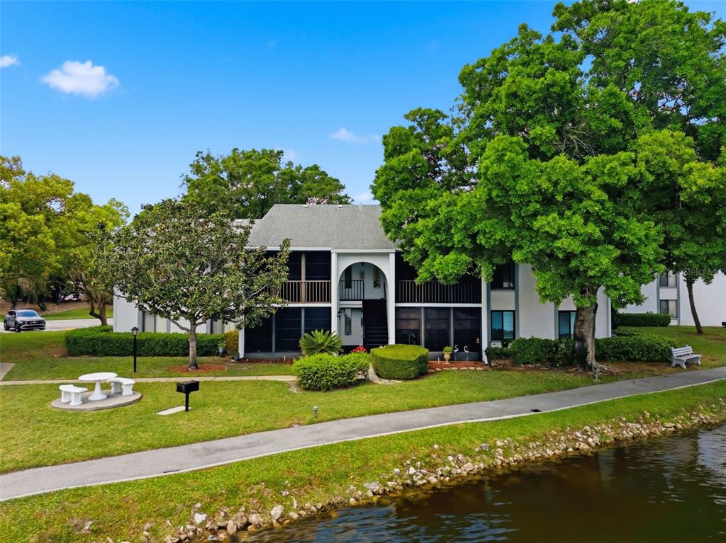 1135 PINE RIDGE CIRCLE W UNIT A2