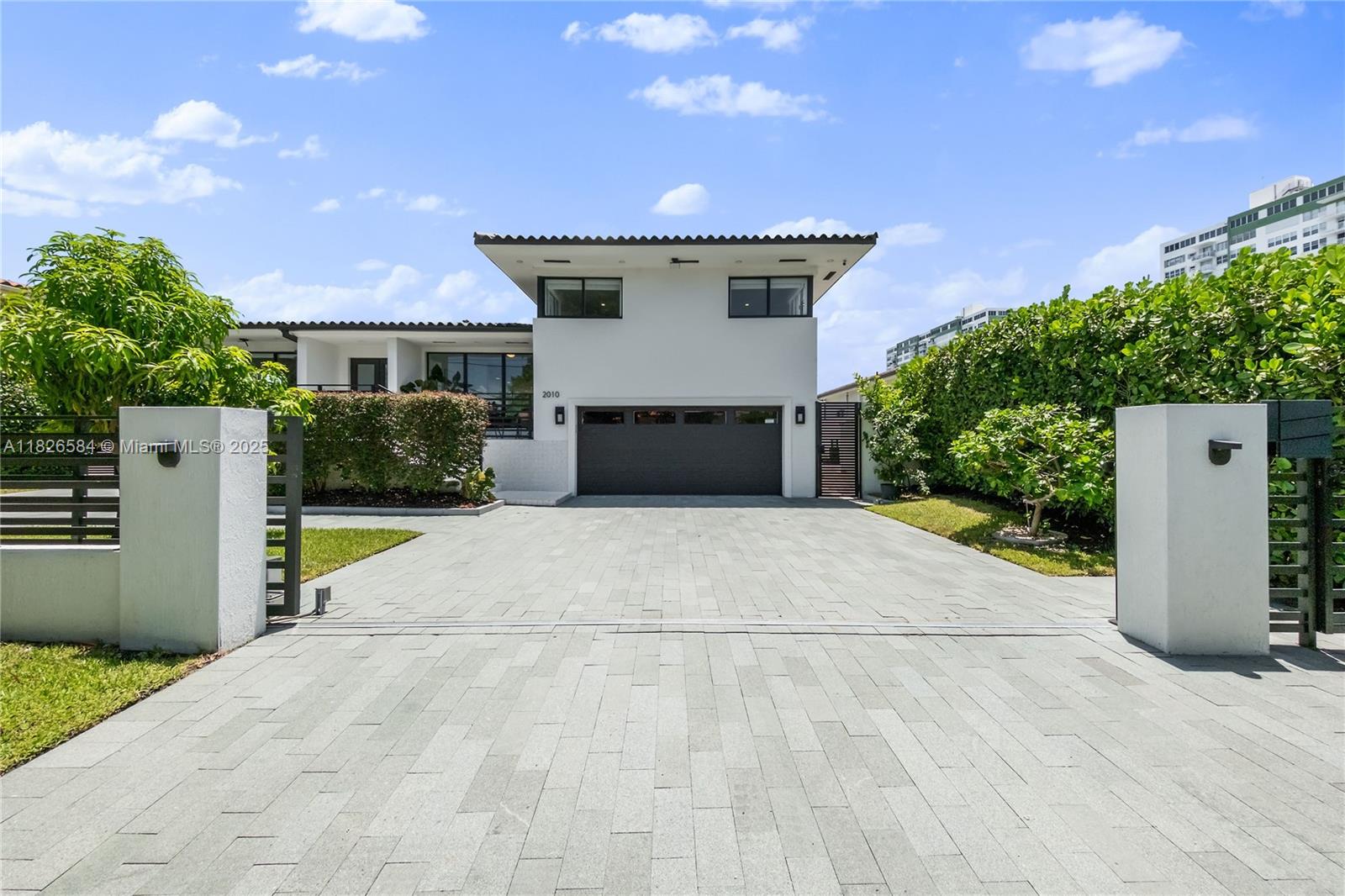 2010 NE 122nd Rd, North Miami FL 33181