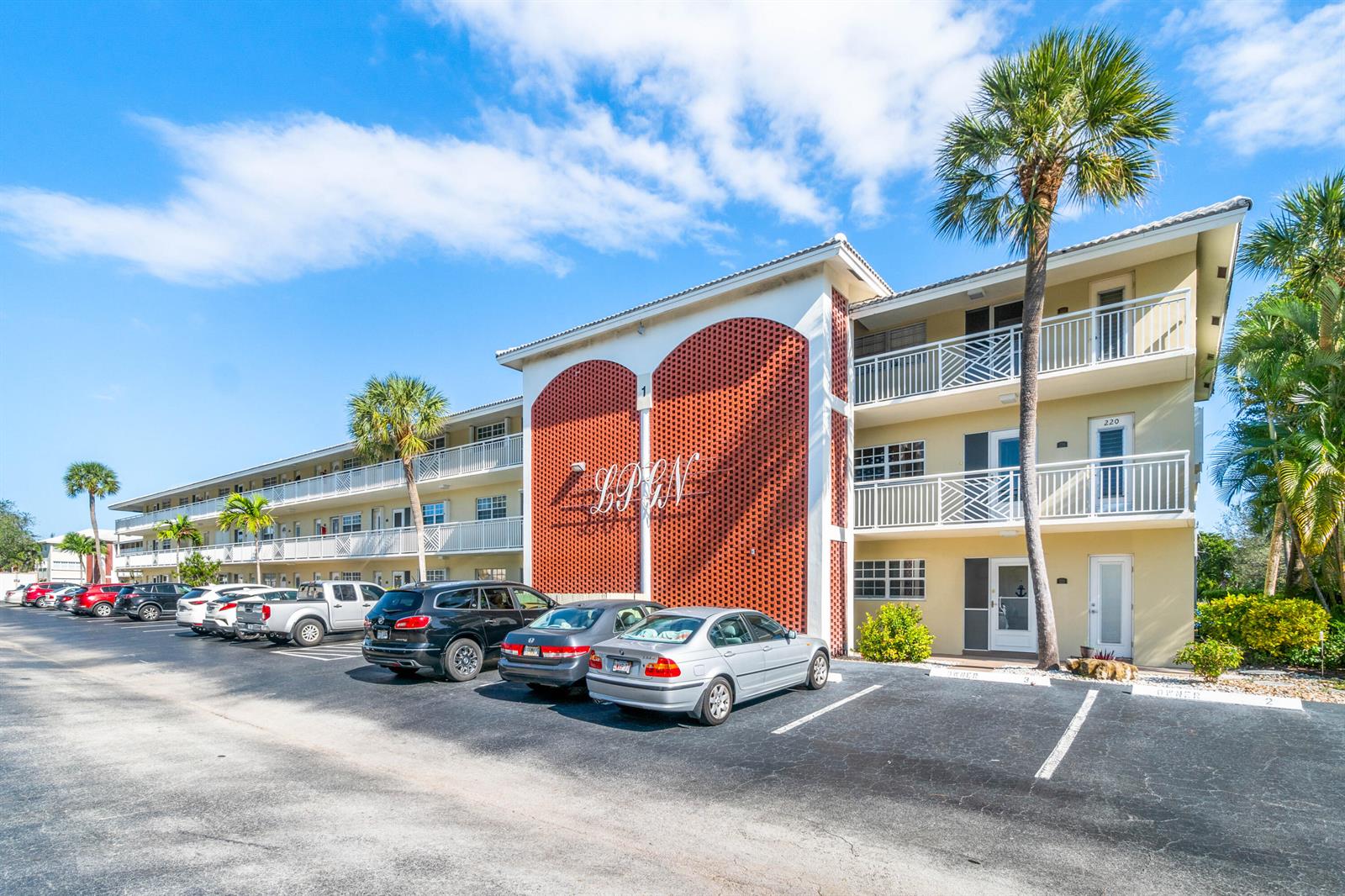 1951 NE 39th Street # 131, Lighthouse Point FL 33064