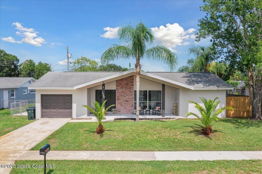 1726 FAIRWAY LANE
