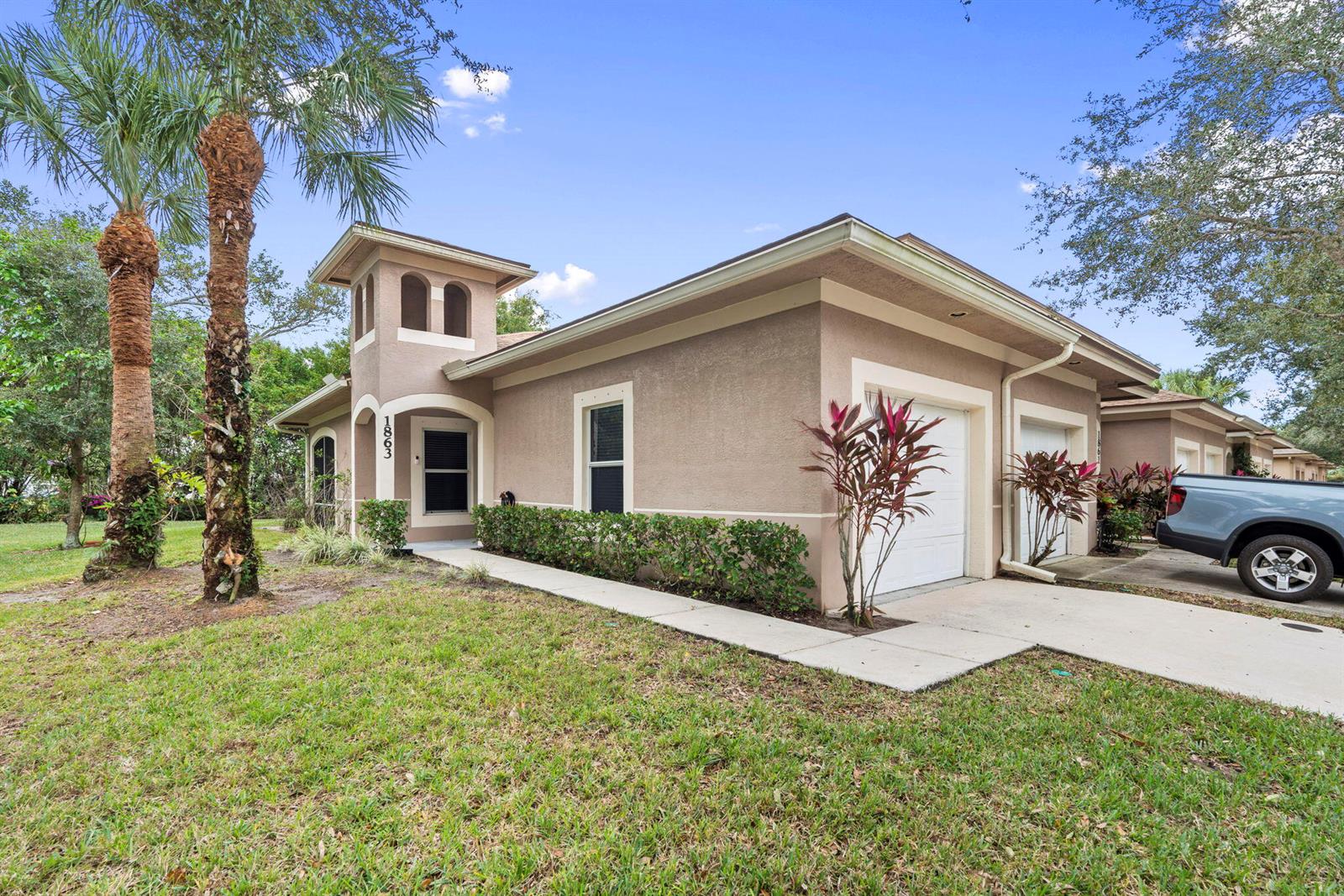 1863 S Dovetail Drive # B1, Fort Pierce FL 34982