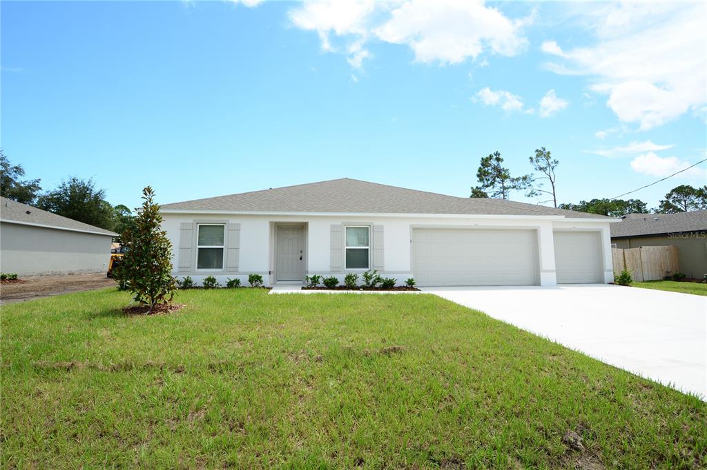 11 ROXLAND LANE