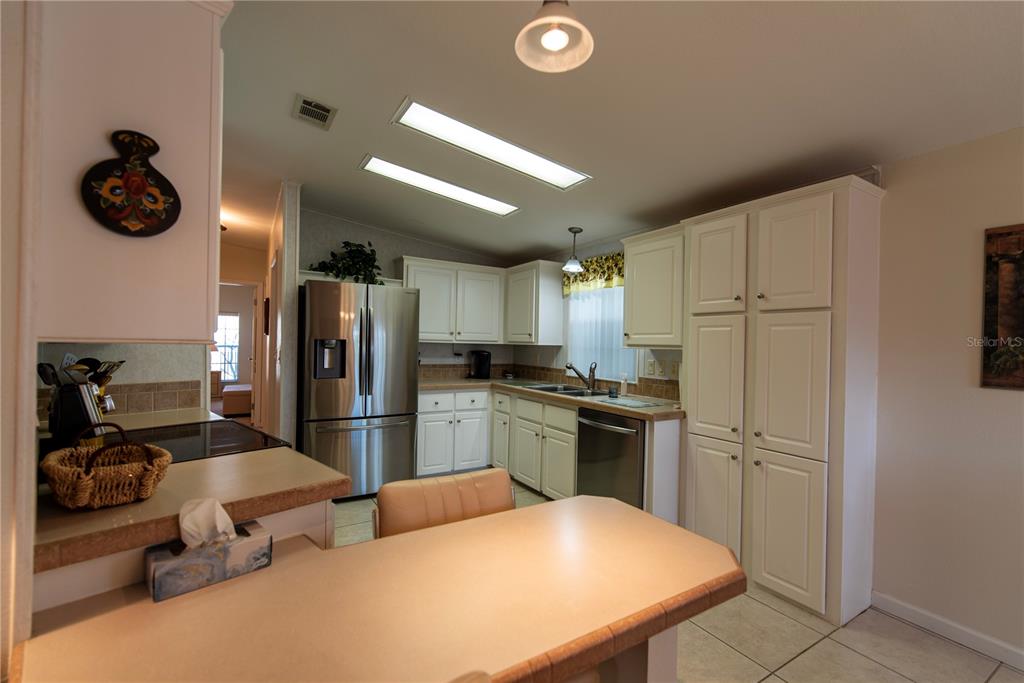 14 EMDEN CIRCLE, PUNTA GORDA, FL — photo 5 of 25