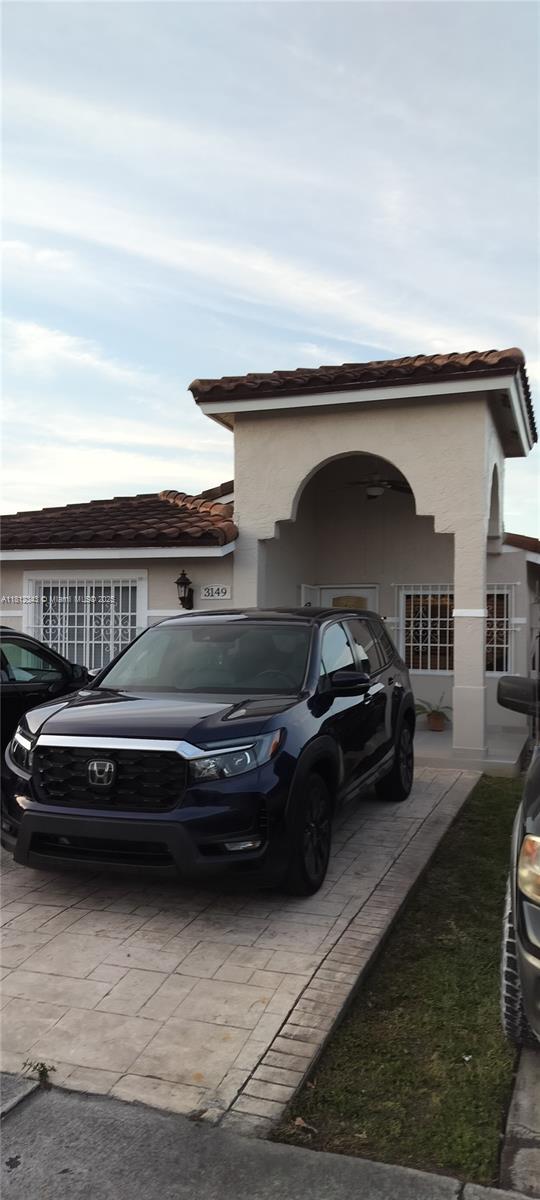 3149 W 68th Pl, Hialeah FL 33018