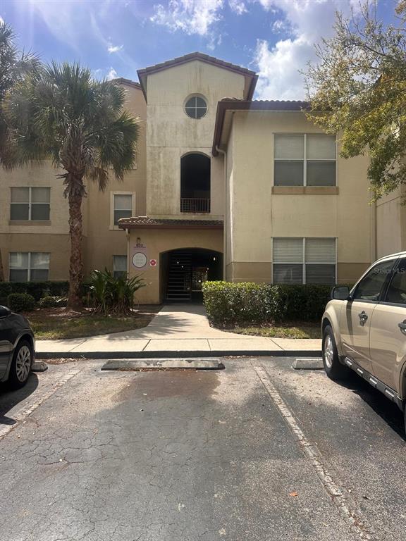 820 CAMARGO WAY UNIT 207