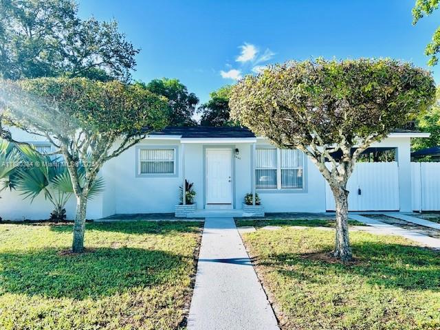 3420 NW 2nd St, Lauderhill FL 33311