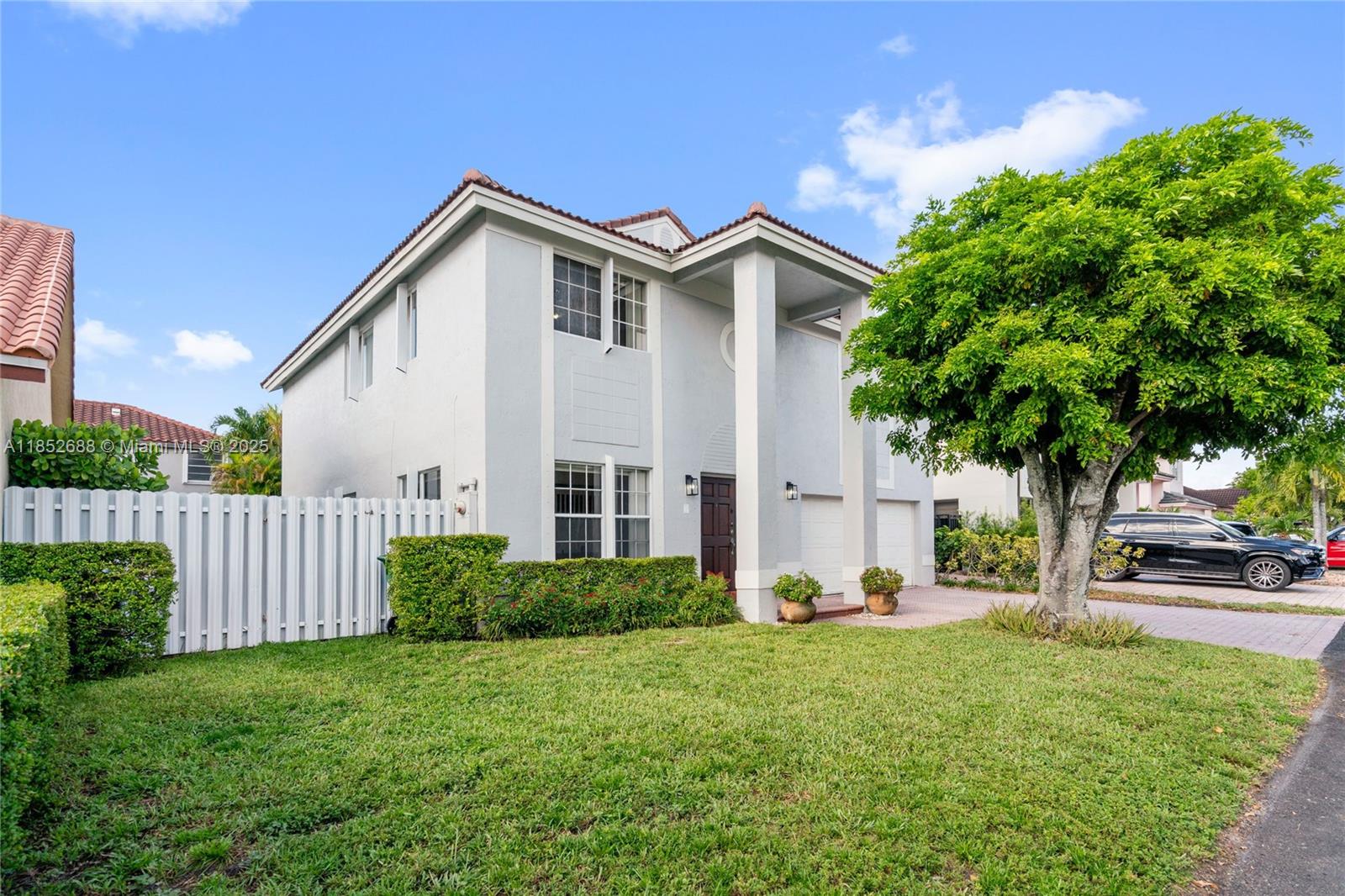 7952 NW 188th Ln, Hialeah FL 33015