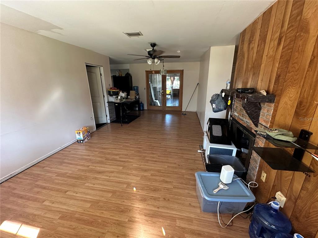 111 PALM AVENUE E, NOKOMIS, FL — photo 2 of 13