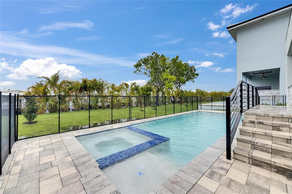 6528 SIMONE SHORES CIRCLE, APOLLO BEACH, FL — photo 3 of 30