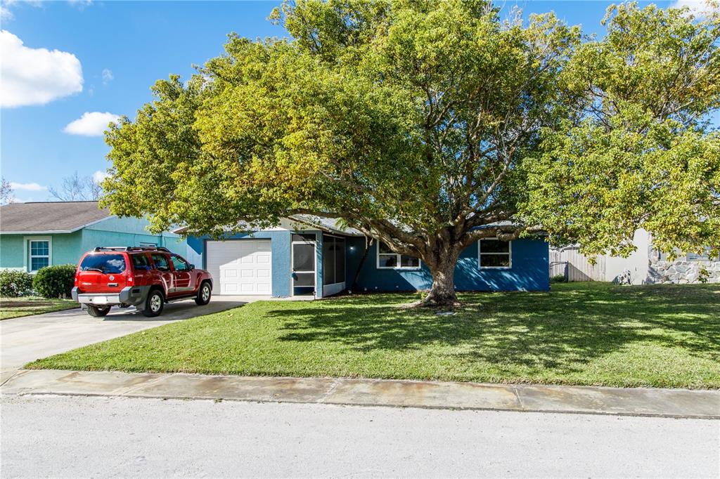 5121 LARCH LANE