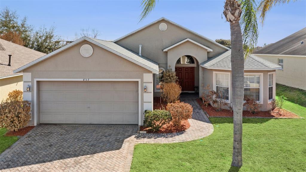 457 KNIGHTSBRIDGE CIRCLE
