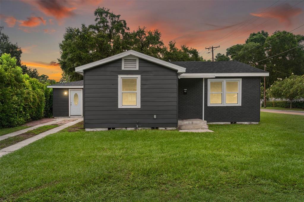 1160 E EDGEWOOD DRIVE