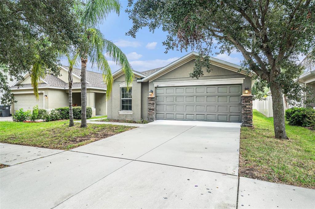 10512 WHITE PEACOCK PLACE