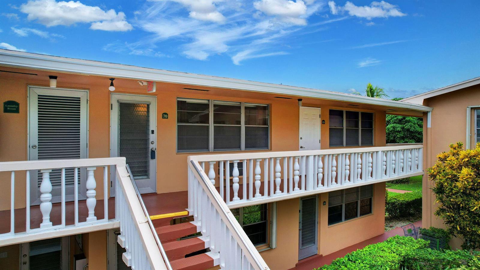 70 Camden C, West Palm Beach FL 33417