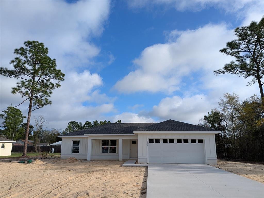 7217 HEMLOCK LOOP