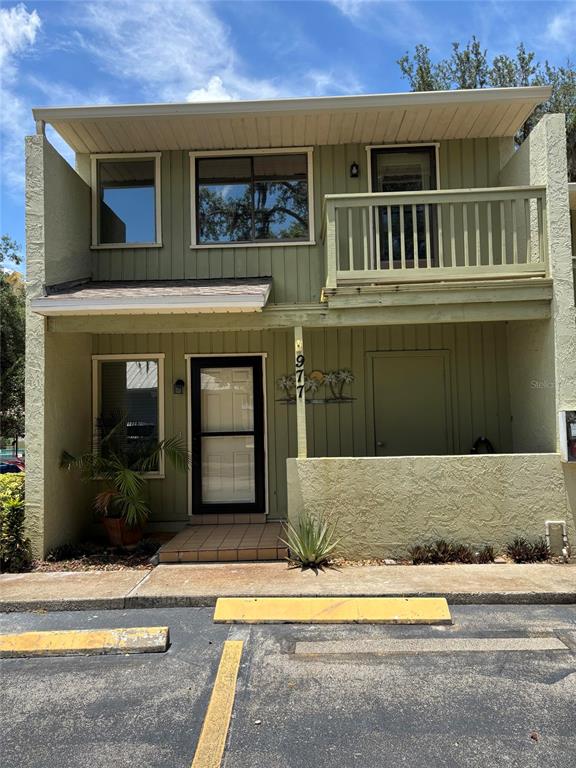 1561 LAKEVIEW DRIVE UNIT 977