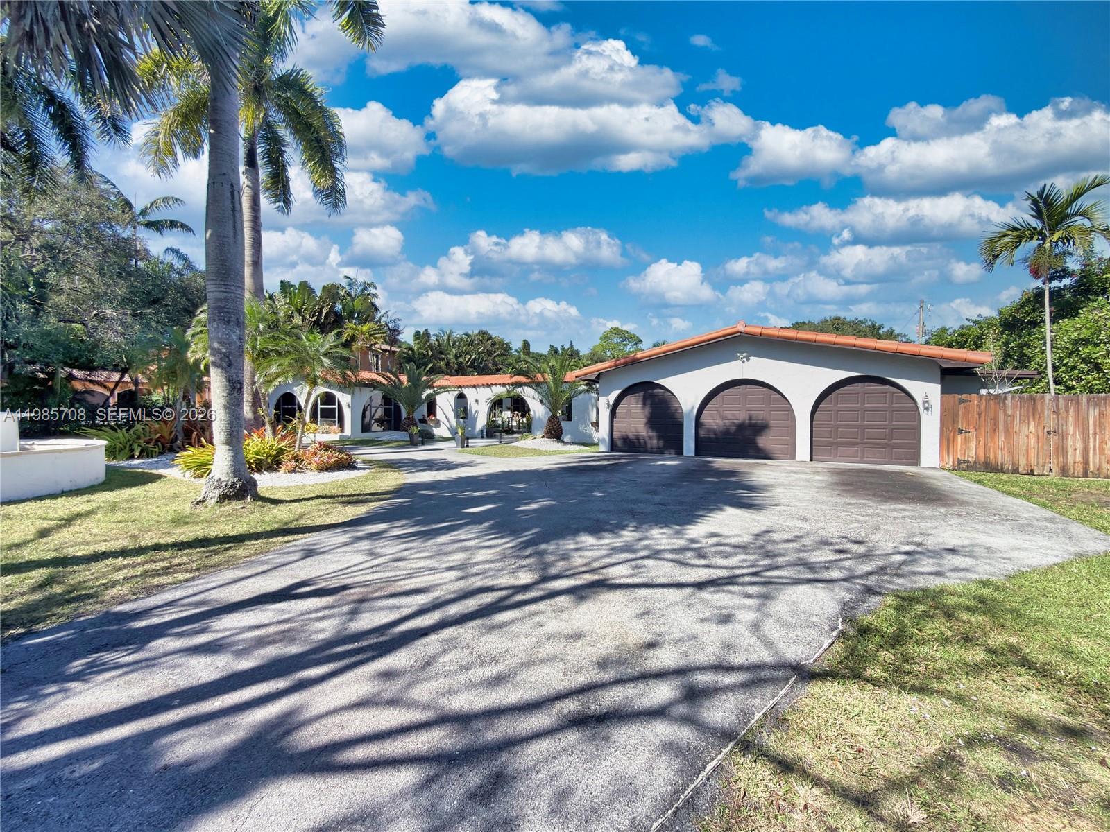 7925 SW 124th St, Pinecrest FL 33156, PINECREST, FL — photo 3 of 30